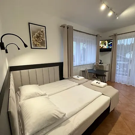 Nad Jeziorem Gæstehus