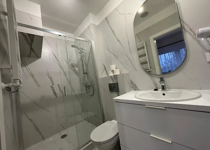 Nad Jeziorem Affittacamere