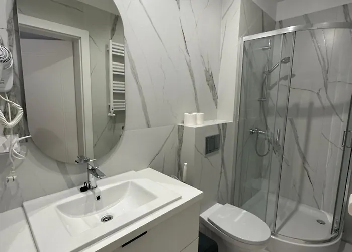 Nad Jeziorem Powidz (Slupca)