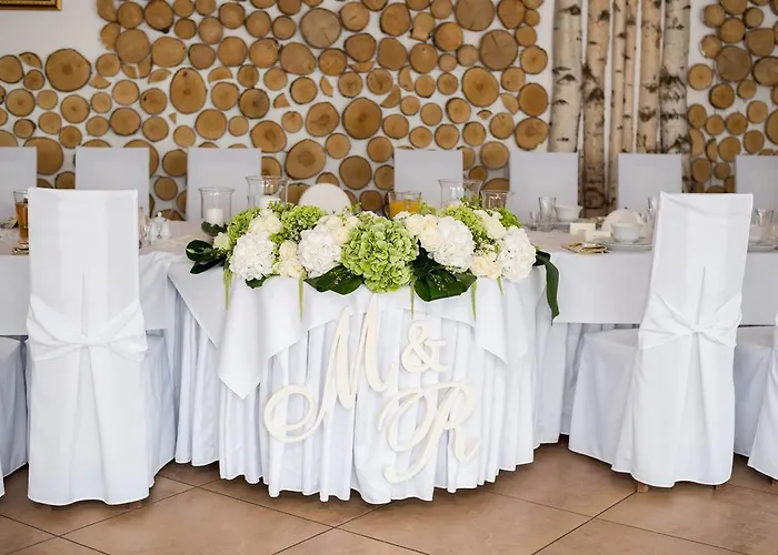 Nad Jeziorem בית הארחה פובידז